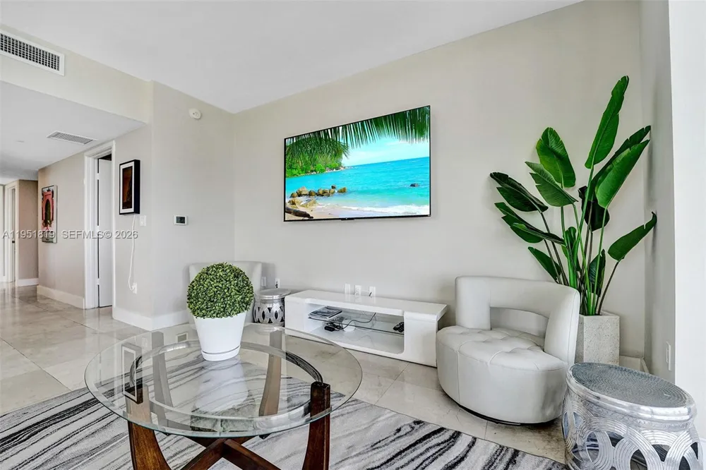2600 E Hallandale Beach Blvd #T3201 Hallandale Beach, FL 33009