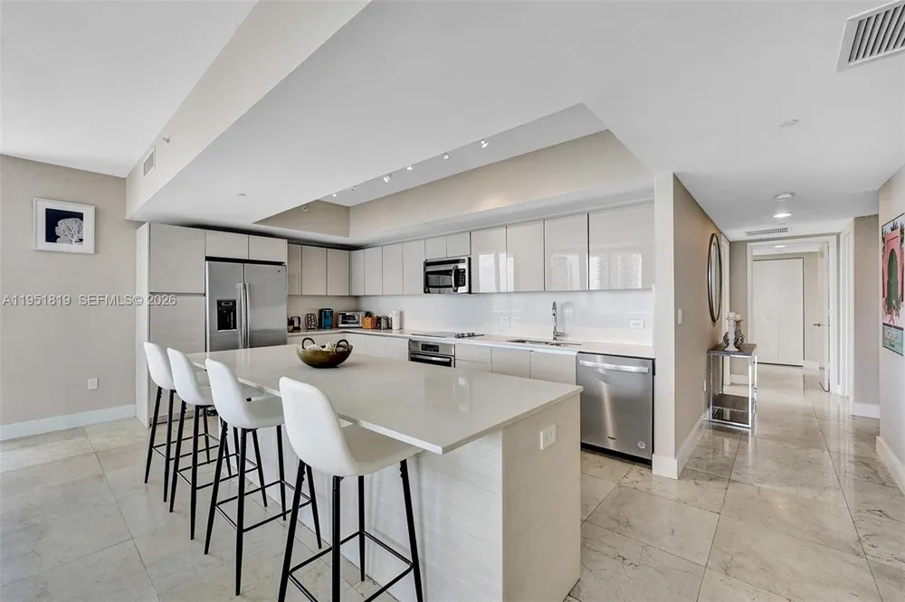 2600 E Hallandale Beach Blvd #T3201 Hallandale Beach, FL 33009