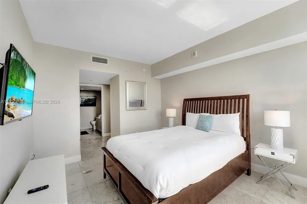 2600 E Hallandale Beach Blvd #T3201 Hallandale Beach, FL 33009