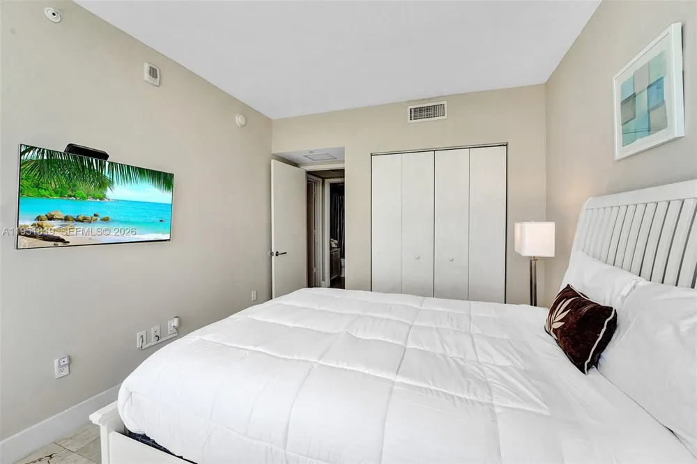 2600 E Hallandale Beach Blvd #T3201 Hallandale Beach, FL 33009