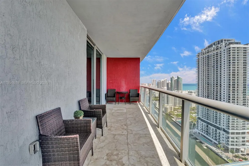 2600 E Hallandale Beach Blvd #T3201 Hallandale Beach, FL 33009