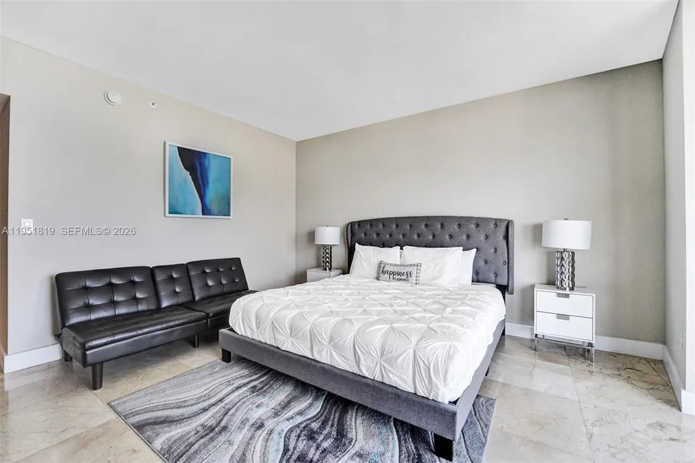 2600 E Hallandale Beach Blvd #T3201 Hallandale Beach, FL 33009