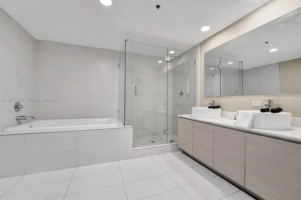2600 E Hallandale Beach Blvd #T3201 Hallandale Beach, FL 33009