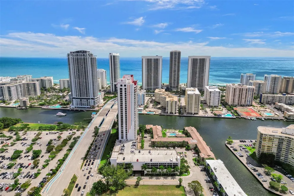 2600 E Hallandale Beach Blvd #T3201 Hallandale Beach, FL 33009
