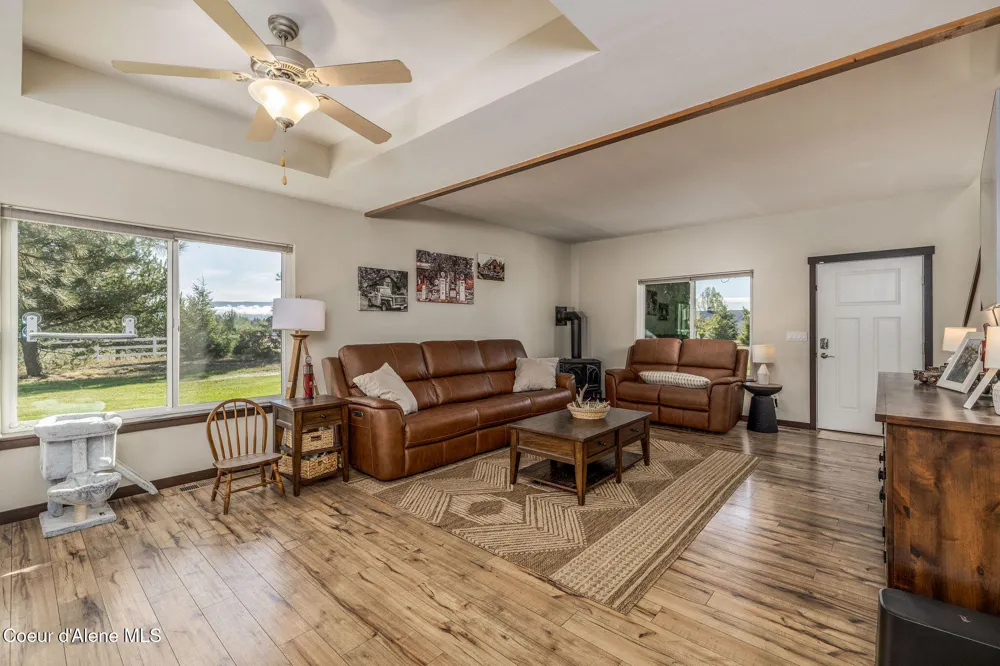 30259 Sienna Loop Athol, ID 83801