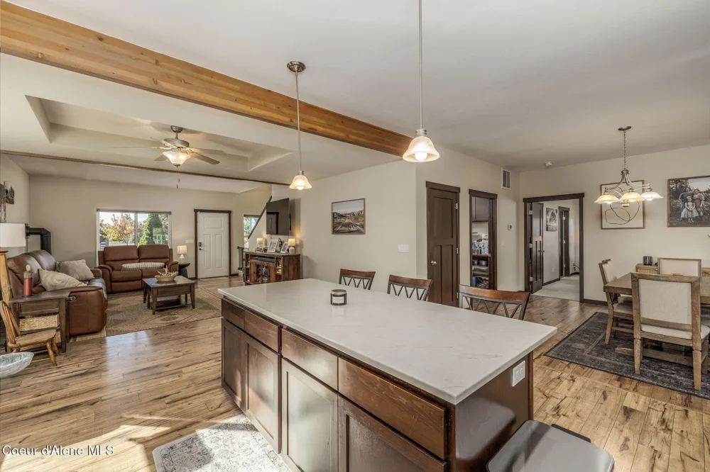 30259 Sienna Loop Athol, ID 83801