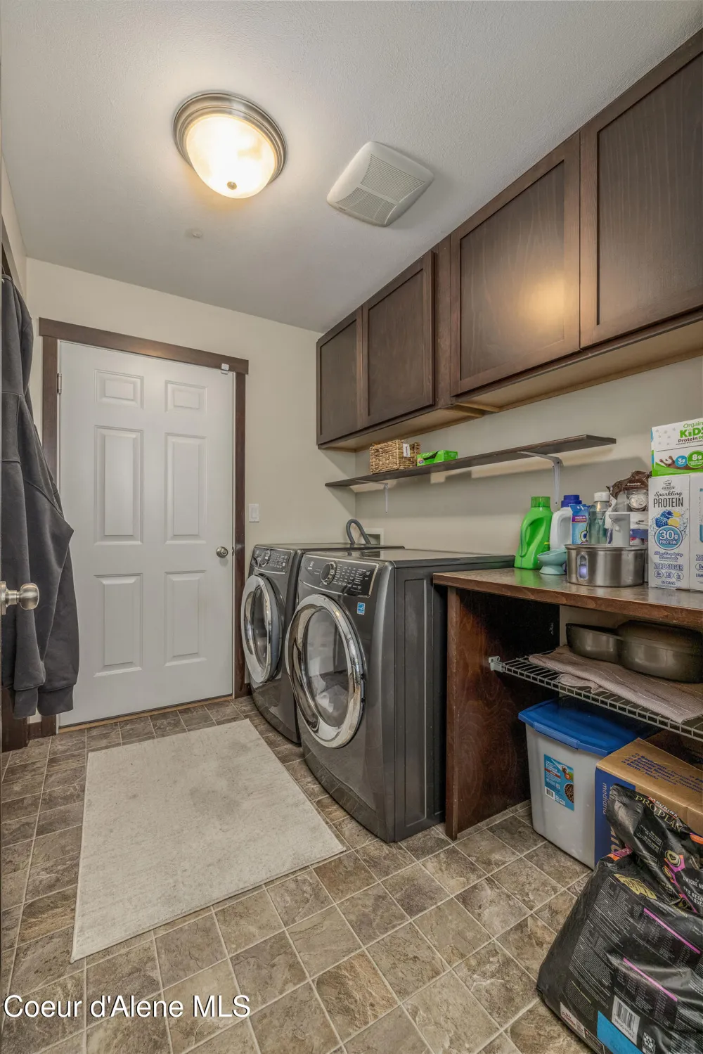 30259 Sienna Loop Athol, ID 83801