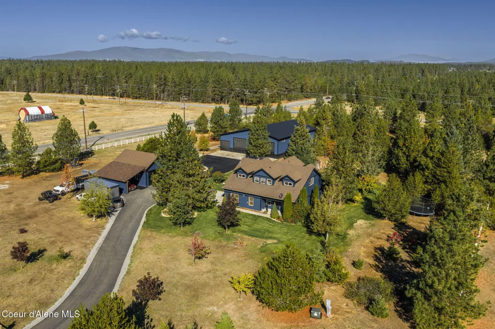 30259 Sienna Loop Athol, ID 83801