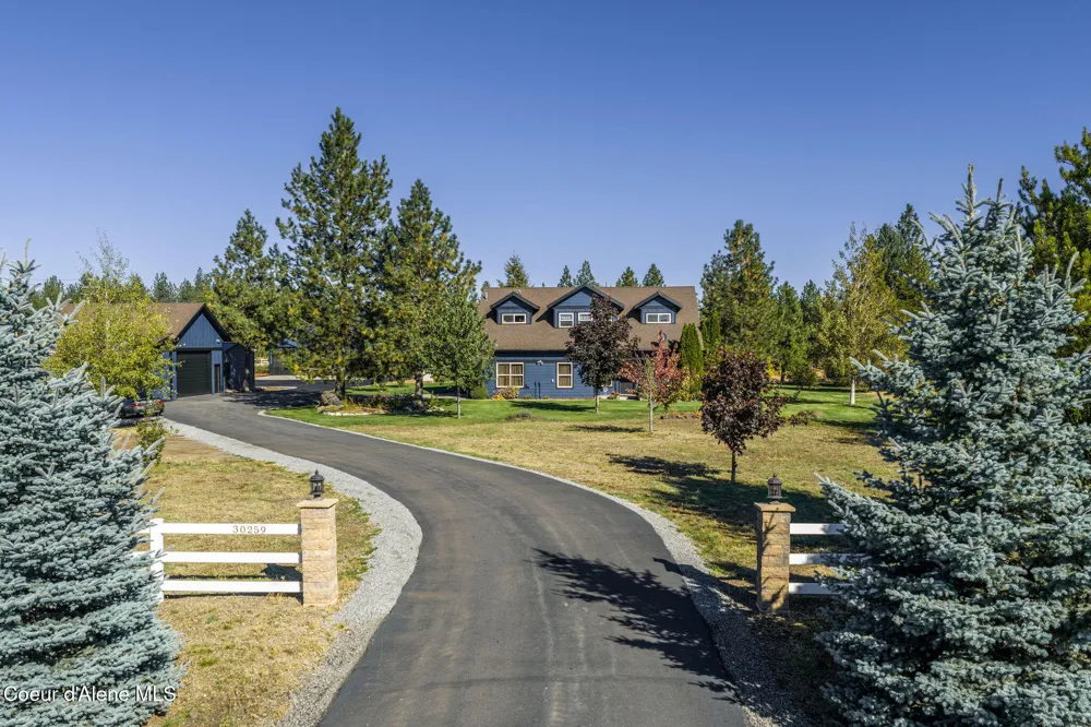 30259 Sienna Loop Athol, ID 83801