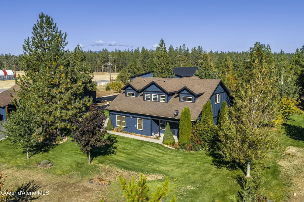 30259 Sienna Loop Athol, ID 83801