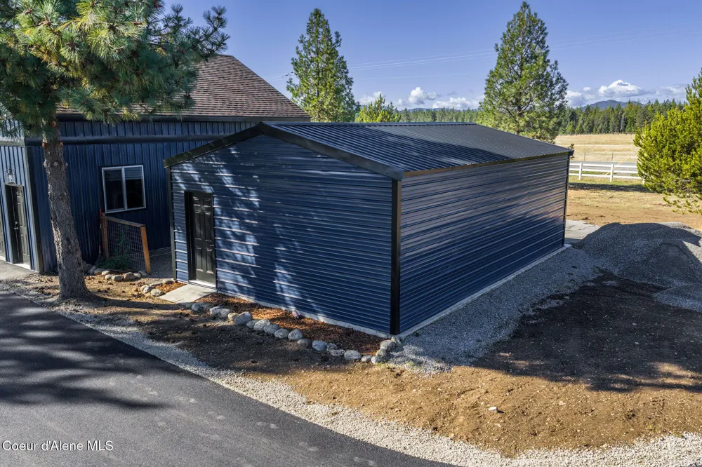30259 Sienna Loop Athol, ID 83801