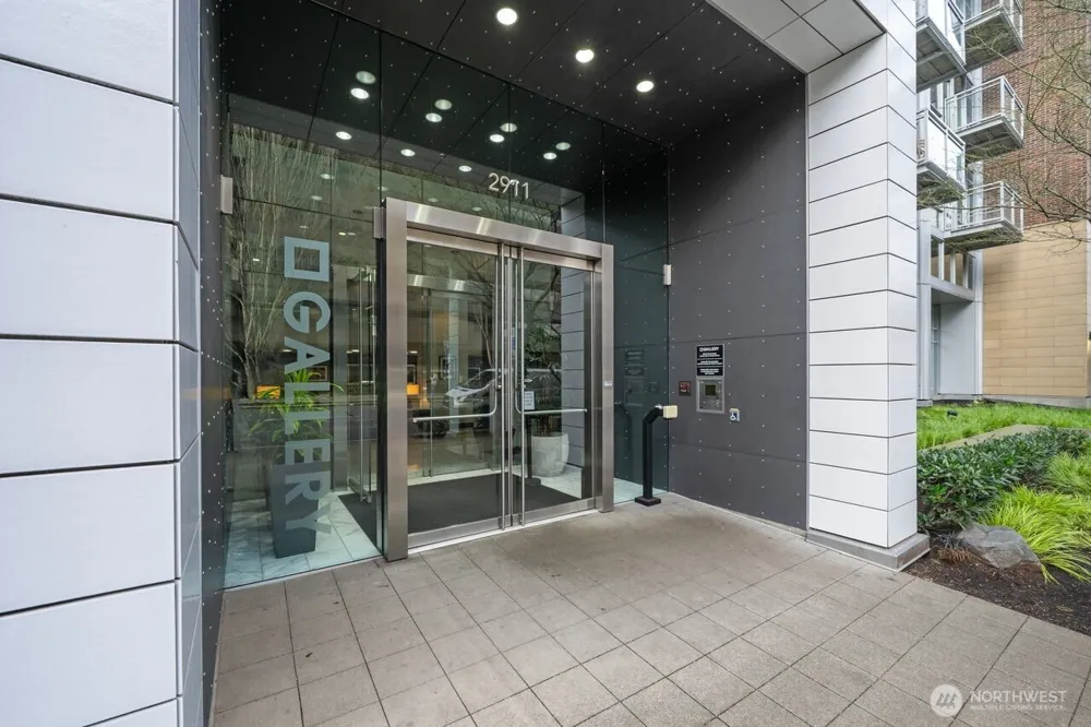 2911 2nd Avenue #709