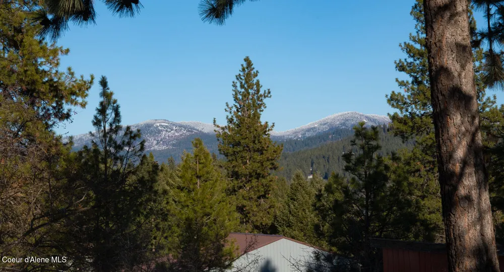 17783 W Rice Avenue Hauser, ID 83854