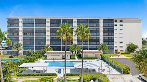 500 Palm Springs Boulevard #203