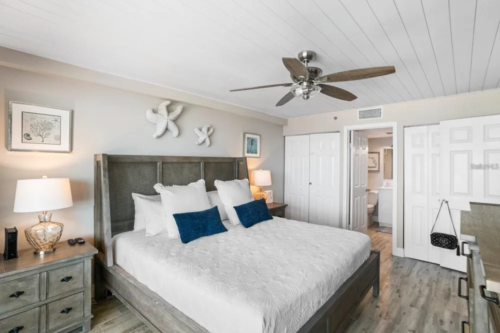 20000 GULF BOULEVARD #707 Indian Shores, FL 33785