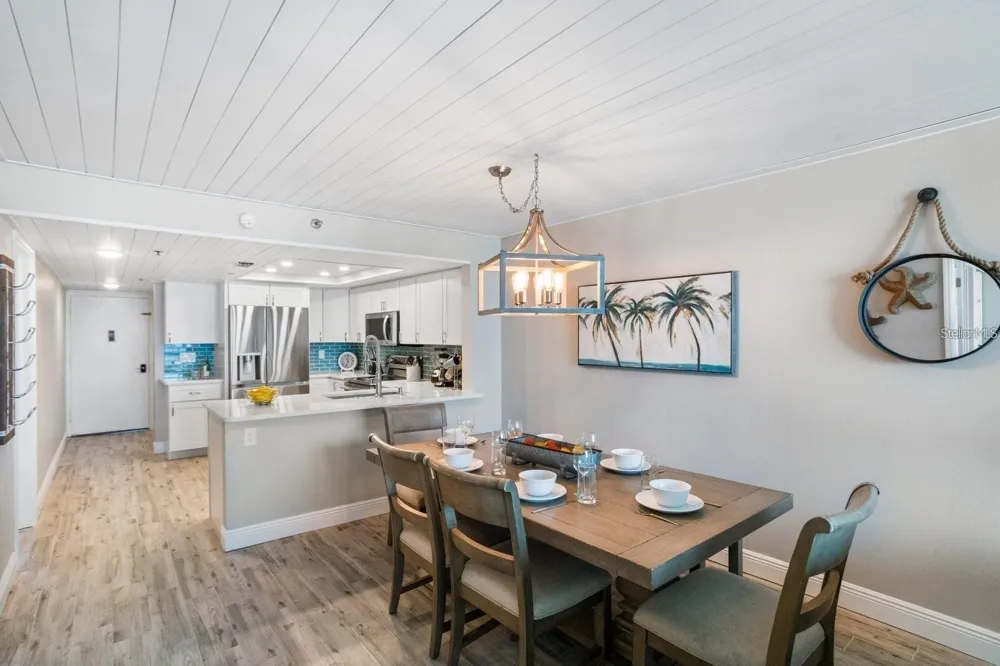 20000 GULF BOULEVARD #707 Indian Shores, FL 33785