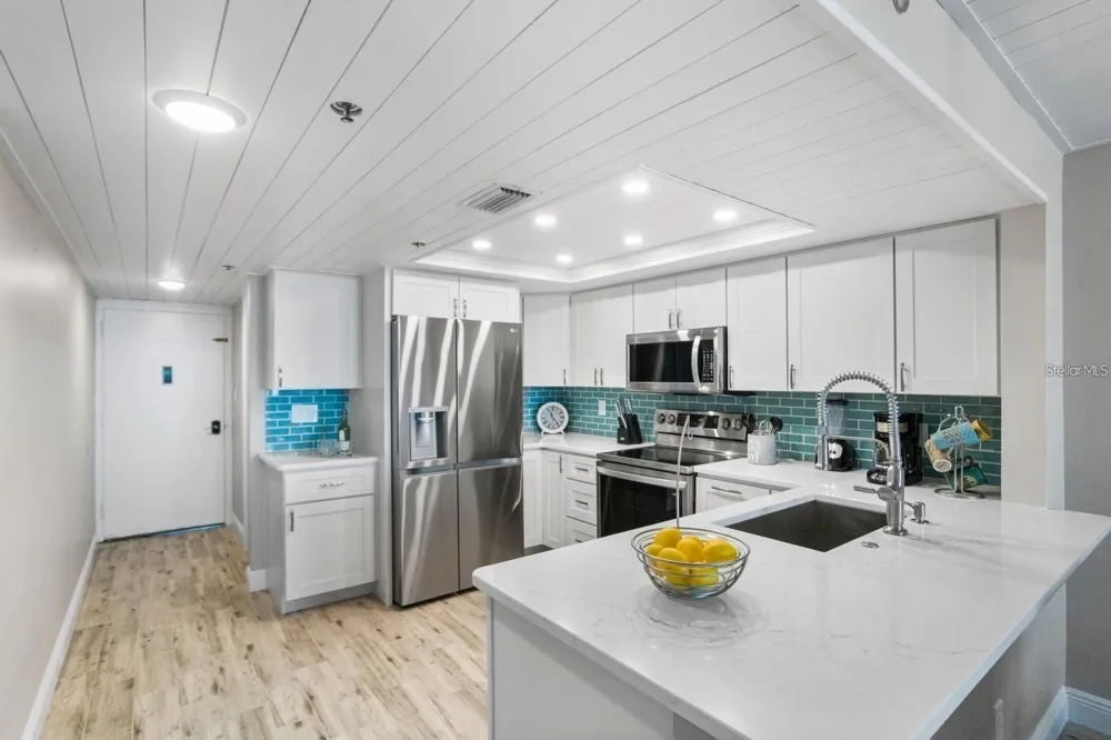 20000 GULF BOULEVARD #707 Indian Shores, FL 33785
