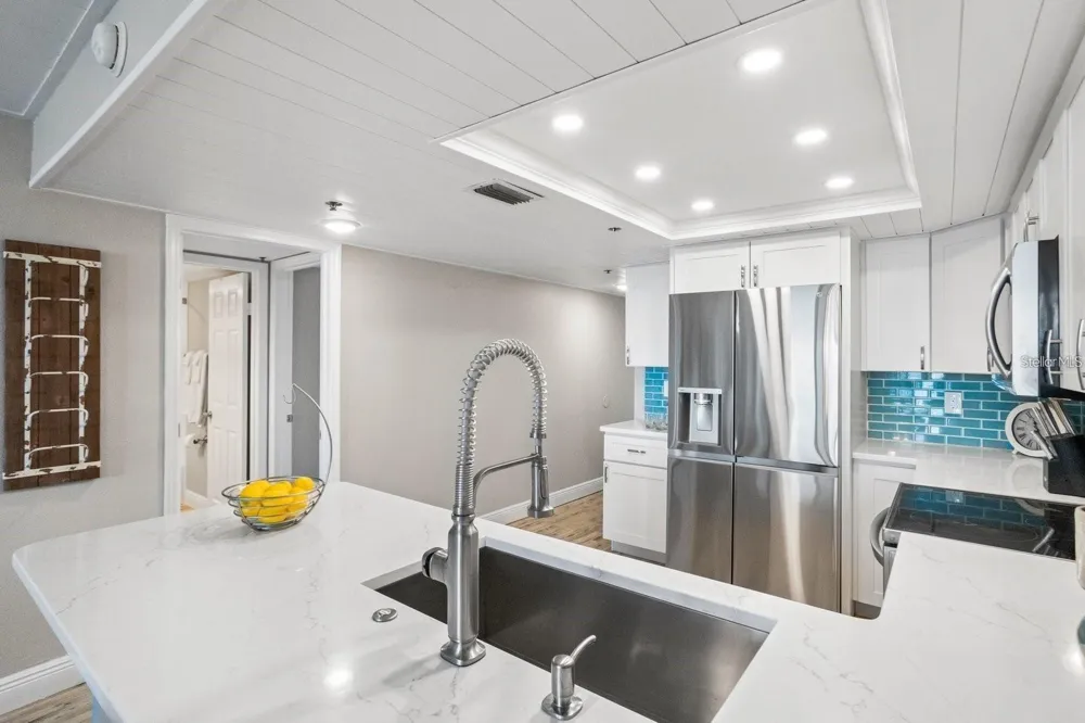 20000 GULF BOULEVARD #707 Indian Shores, FL 33785