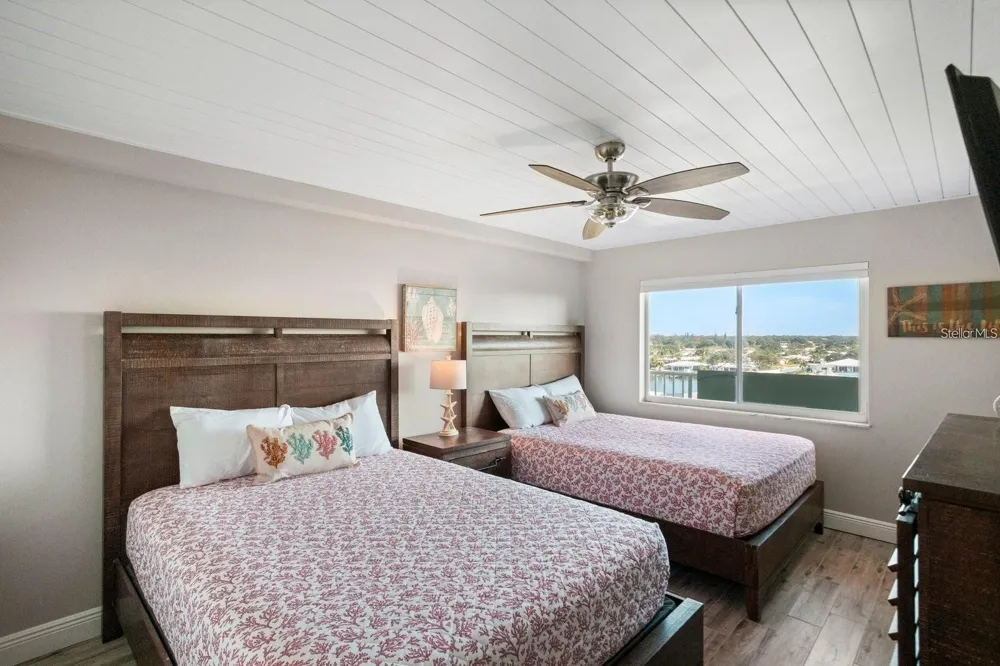 20000 GULF BOULEVARD #707 Indian Shores, FL 33785