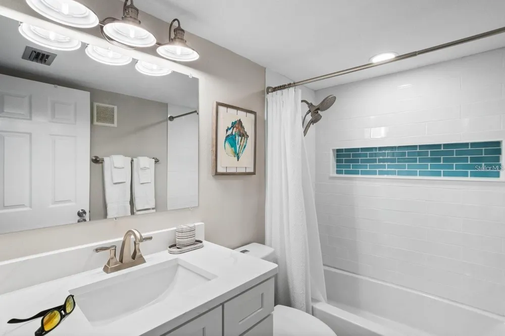 20000 GULF BOULEVARD #707 Indian Shores, FL 33785