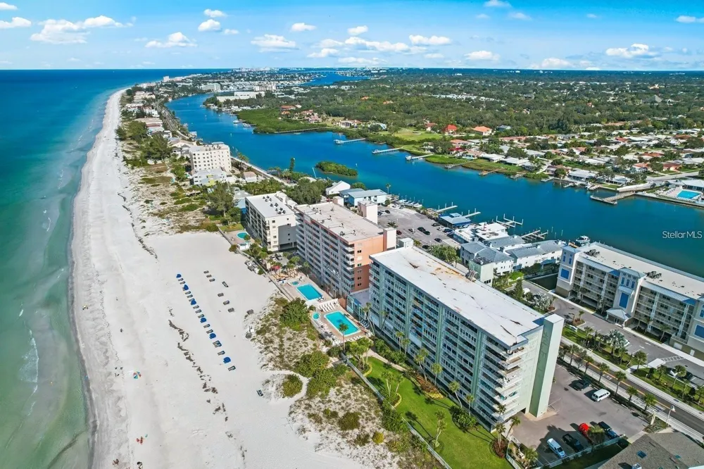 20000 GULF BOULEVARD #707 Indian Shores, FL 33785