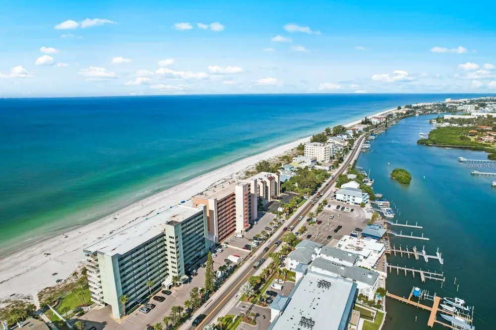 20000 GULF BOULEVARD #707 Indian Shores, FL 33785