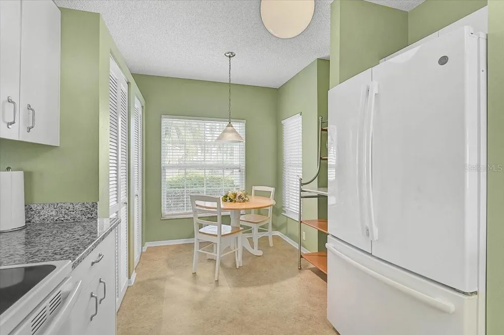 4215 CADDIE DRIVE E #102 Bradenton, FL 34203