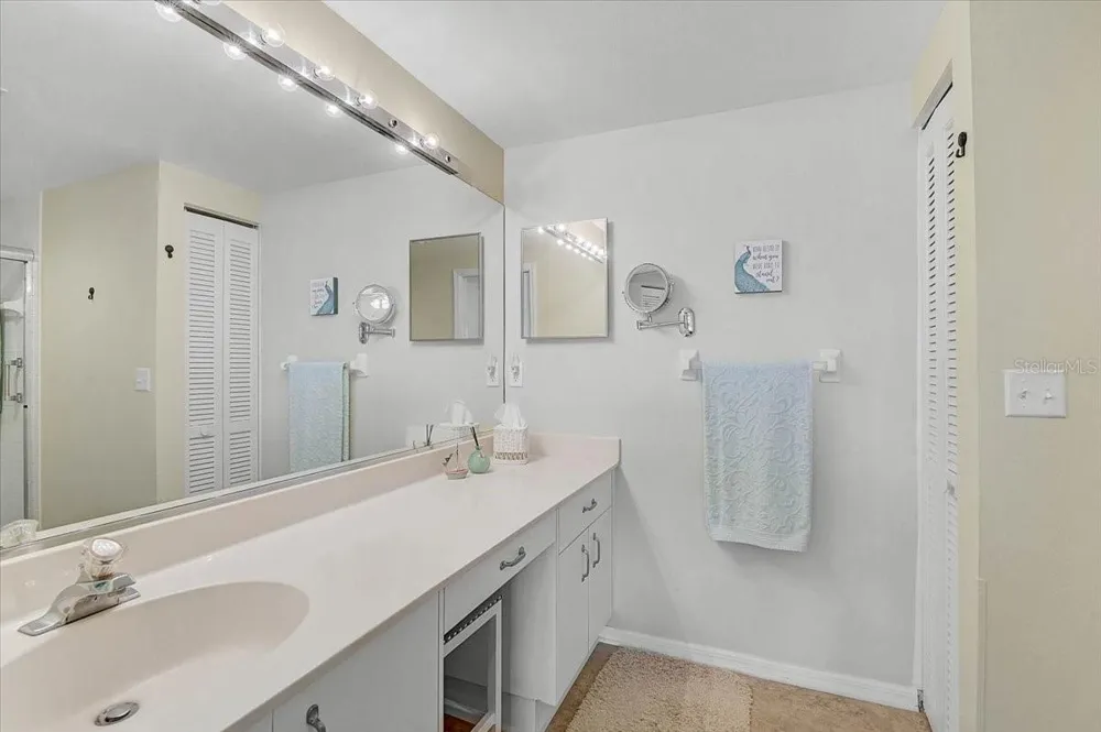 4215 CADDIE DRIVE E #102 Bradenton, FL 34203