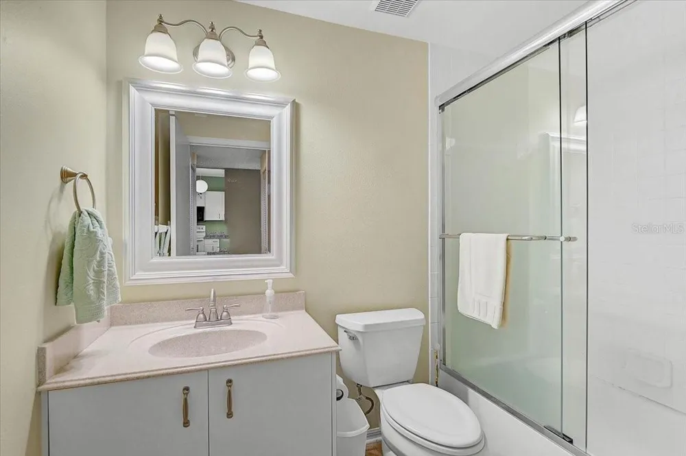 4215 CADDIE DRIVE E #102 Bradenton, FL 34203