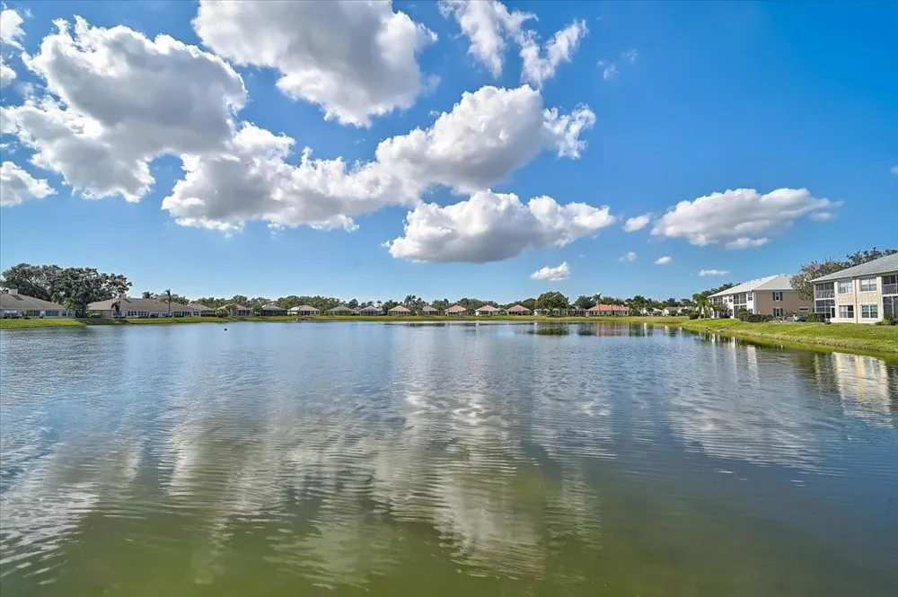 4215 CADDIE DRIVE E #102 Bradenton, FL 34203