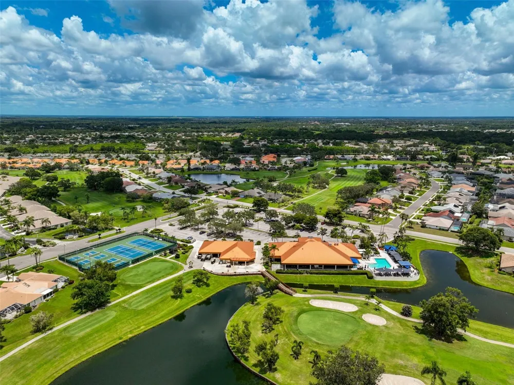 4215 CADDIE DRIVE E #102 Bradenton, FL 34203