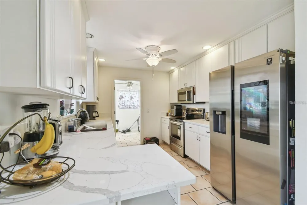 317 SHORE DRIVE E Oldsmar, FL 34677