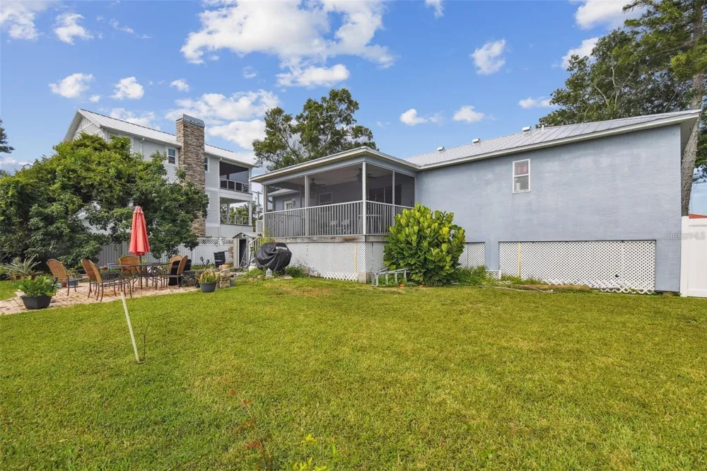317 SHORE DRIVE E Oldsmar, FL 34677