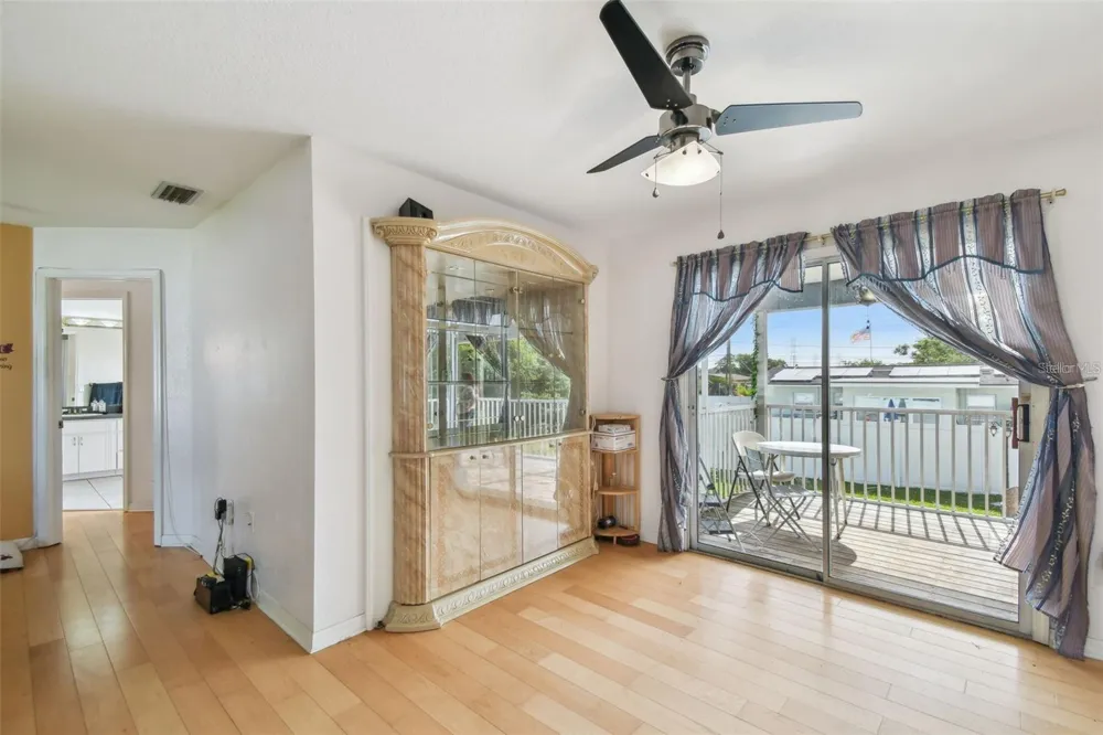 317 SHORE DRIVE E Oldsmar, FL 34677