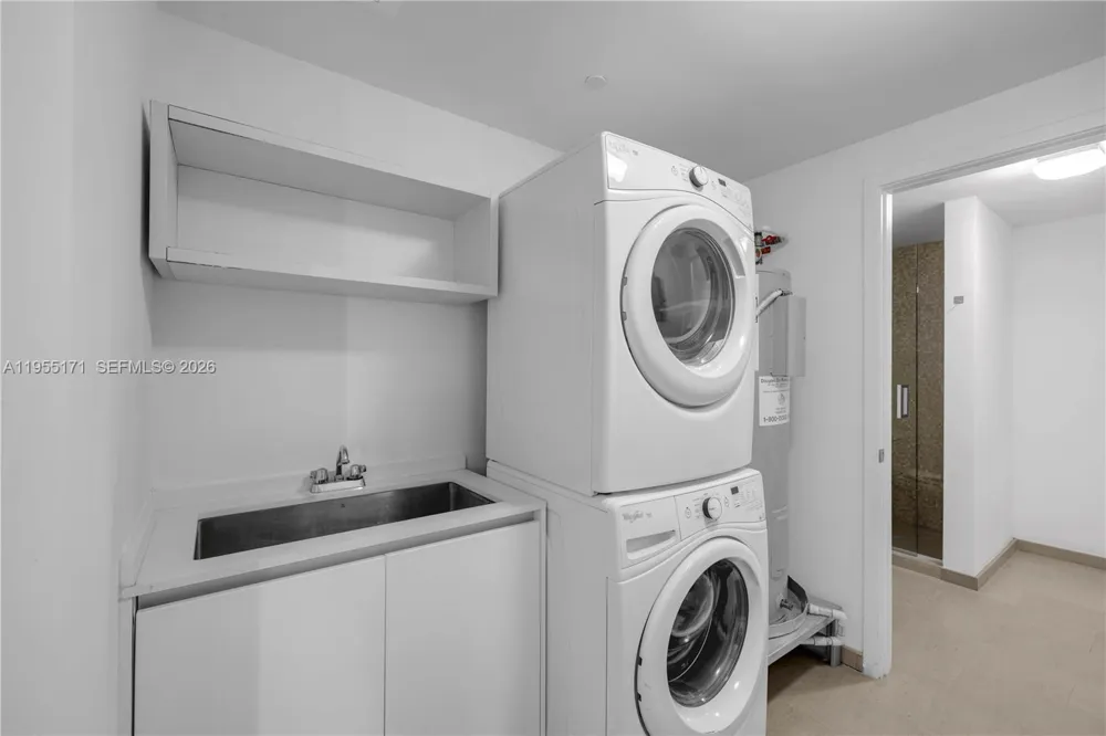 88 SW 7th St #3711 Miami, FL 33130