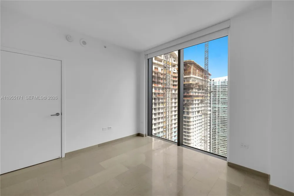 88 SW 7th St #3711 Miami, FL 33130