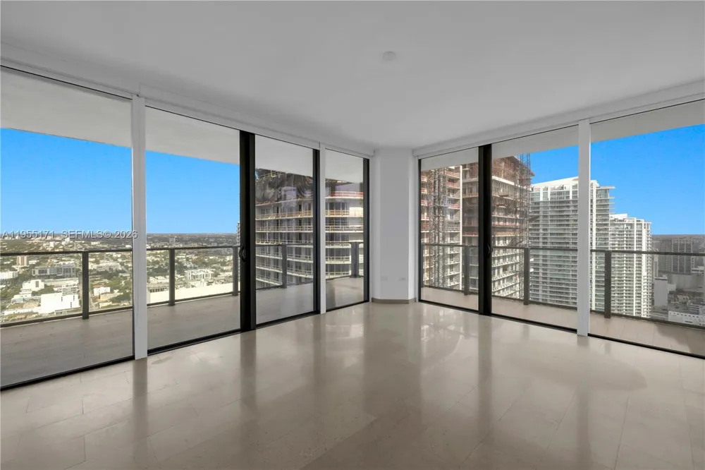 88 SW 7th St #3711 Miami, FL 33130