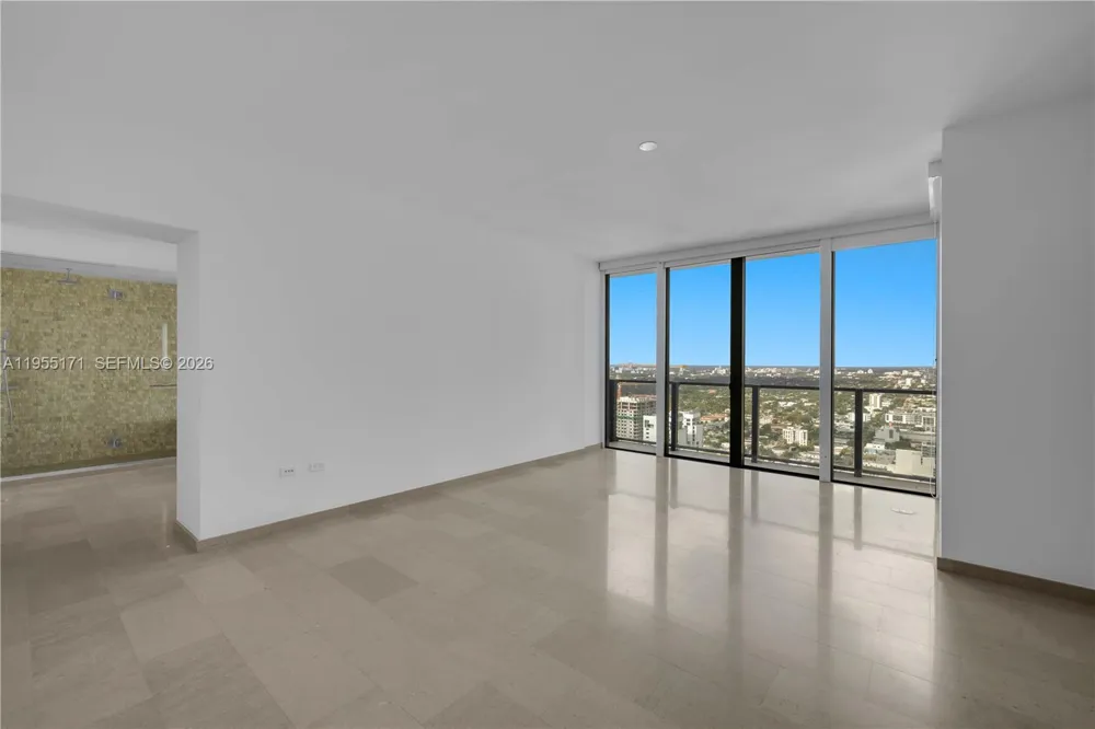 88 SW 7th St #3711 Miami, FL 33130