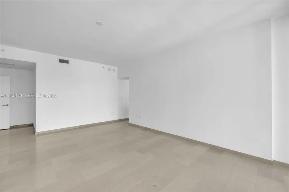 88 SW 7th St #3711 Miami, FL 33130