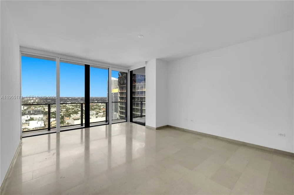 88 SW 7th St #3711 Miami, FL 33130