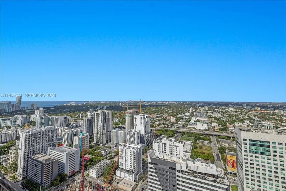 88 SW 7th St #3711 Miami, FL 33130