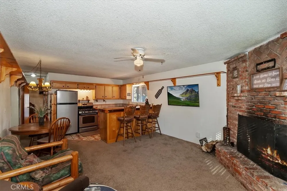 676 Pine Lane Sugarloaf, CA 92386