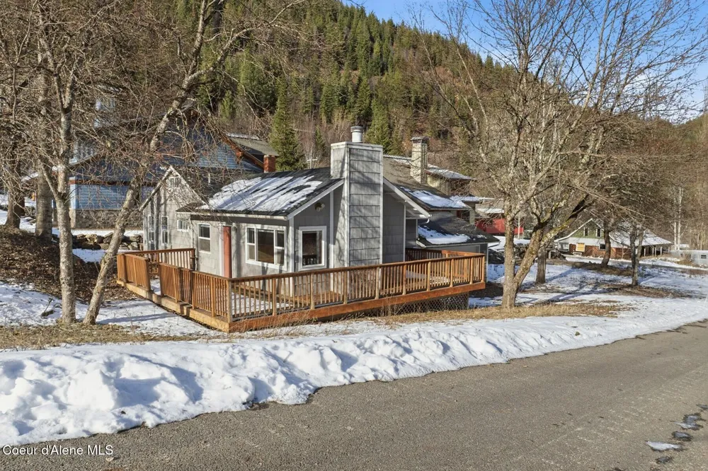 1020 Mill Street Wardner, ID 83837