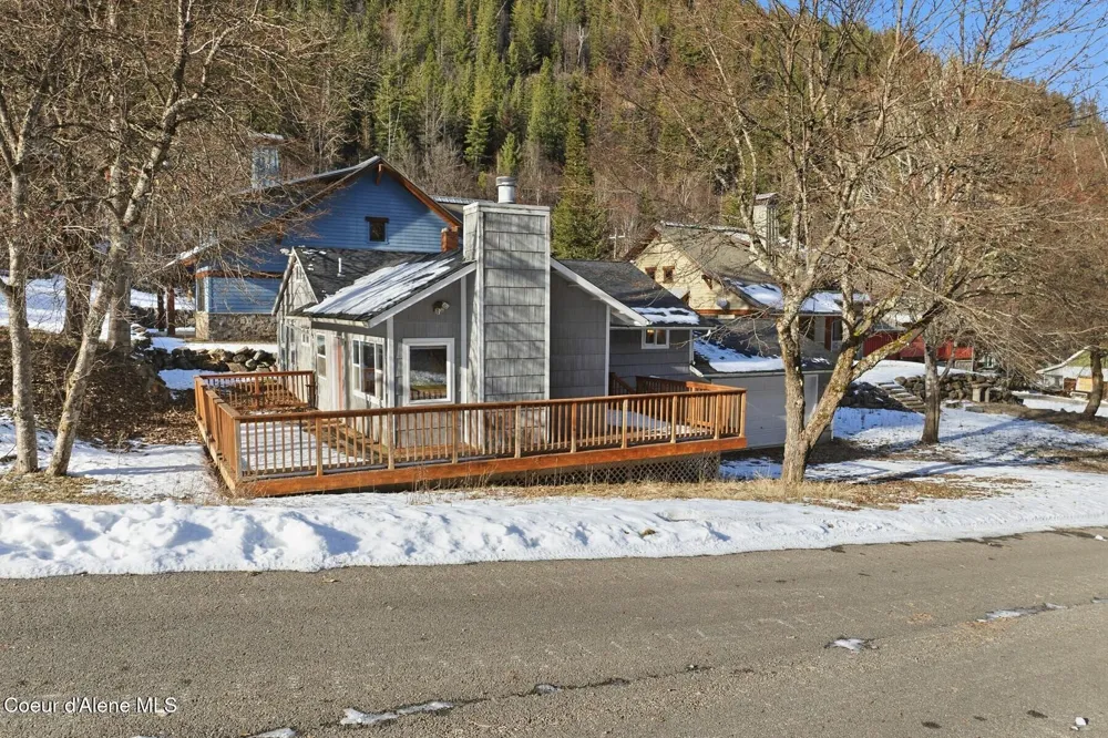 1020 Mill Street Wardner, ID 83837