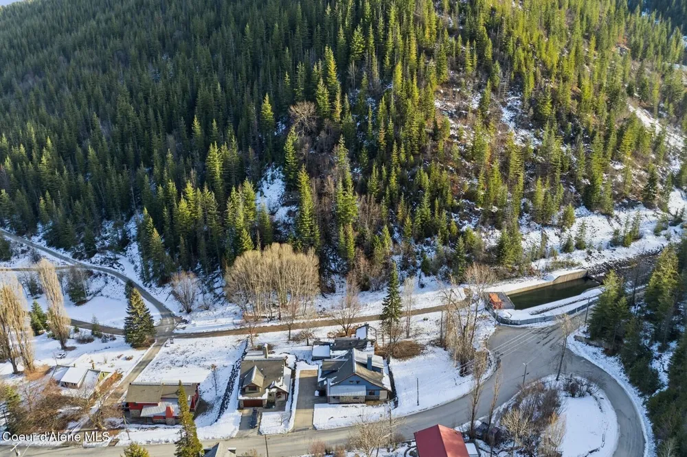 1020 Mill Street Wardner, ID 83837