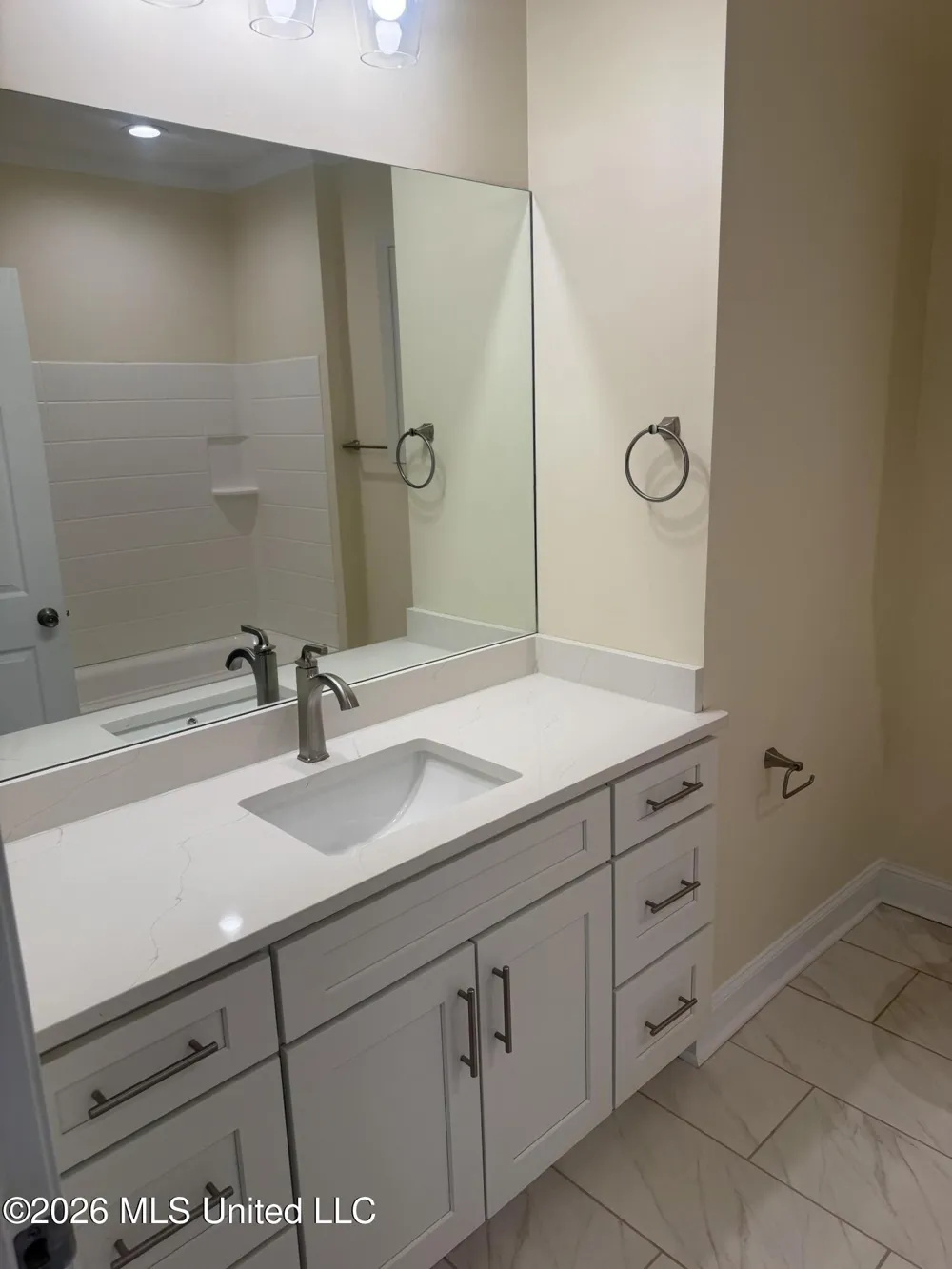 5252 Skylark Drive Byram, MS 39272