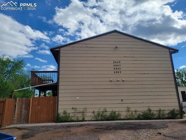 6843 Western Place Colorado Springs, CO 80915