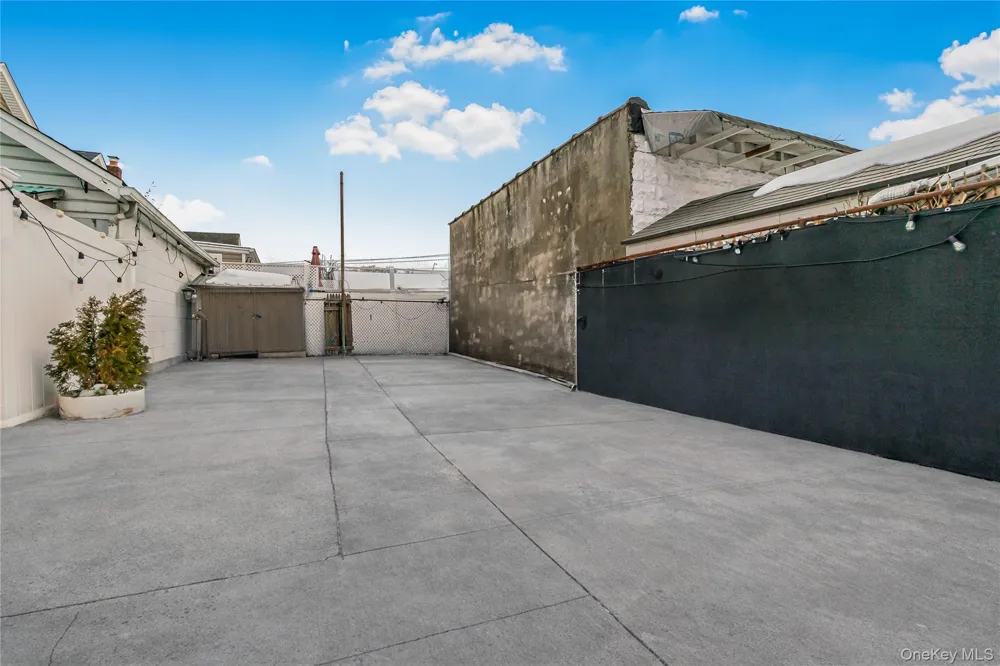 8514 Sutter Avenue Ozone Park, NY 11417