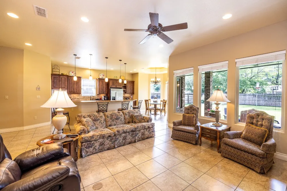 1338 Donovan Street Gonzales, TX 78629