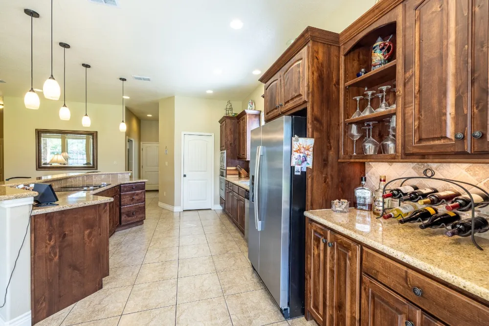 1338 Donovan Street Gonzales, TX 78629